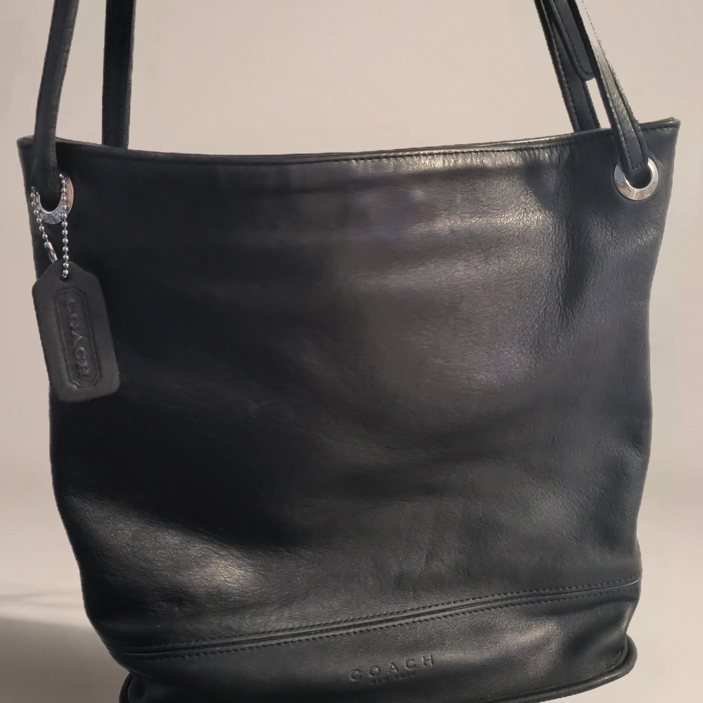 Coach Vintage Westport Shoulder Bucket Bag.